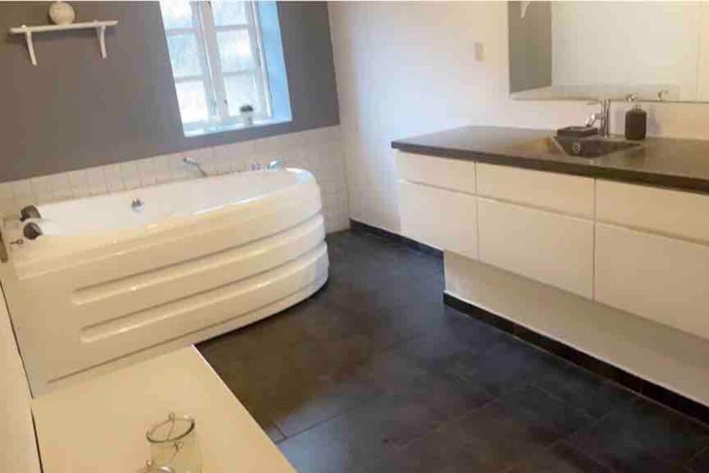 Dejligt Stort Hus Med Spa Ålbæk 외부 사진